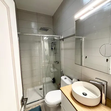 Daire Central & Modern In Playa Las Vistas