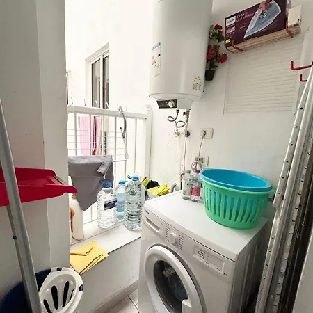 Central & Modern In Playa Las Vistas *