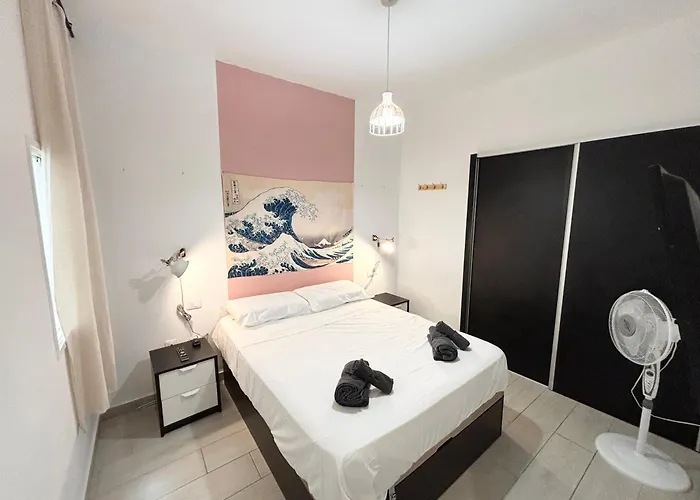 Central & Modern In Playa Las Vistas Daire *